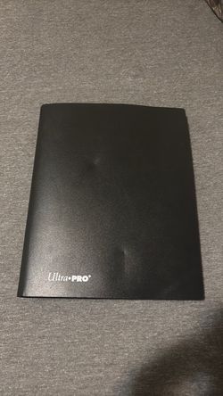 Ultra Pro Black Trading Card Binder
