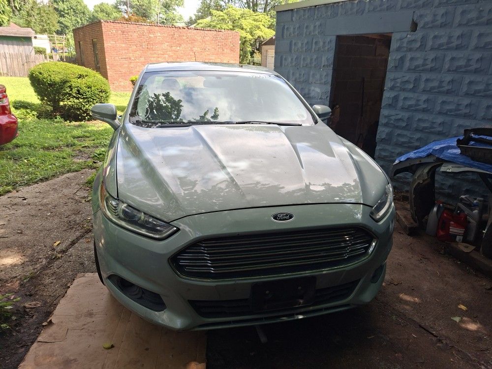 Ford Fusion SE Hybrid Parts For Sale