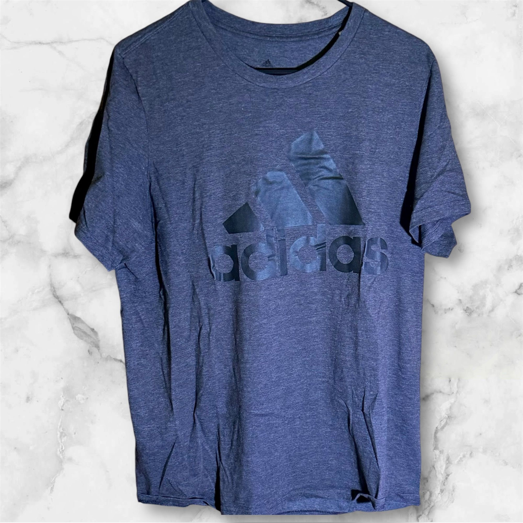 Adidas Amplifier Tshirt  Size Large Dark Grey