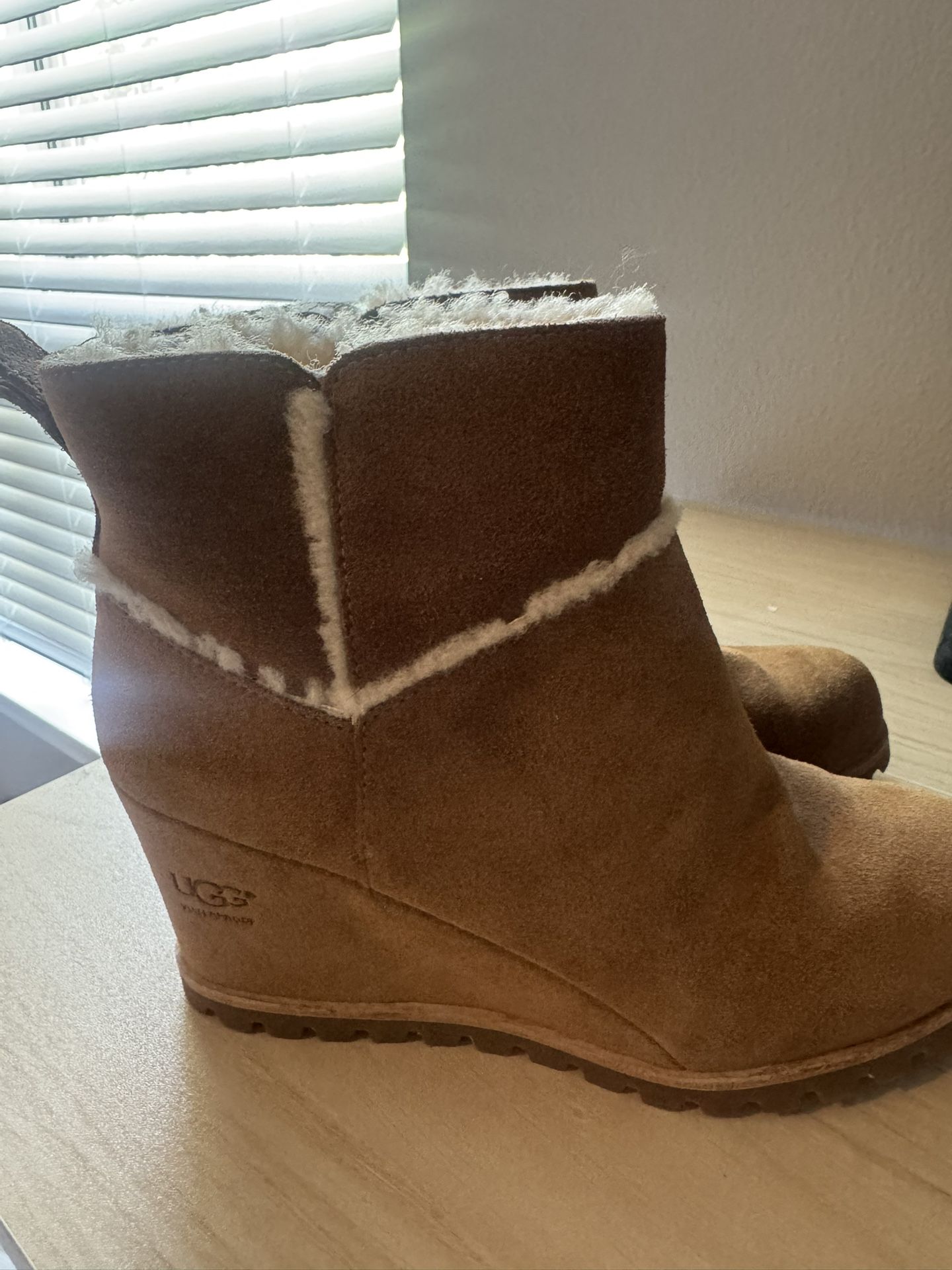 Ugg Wedge Bootie WM8