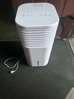 Evaporative air cooler