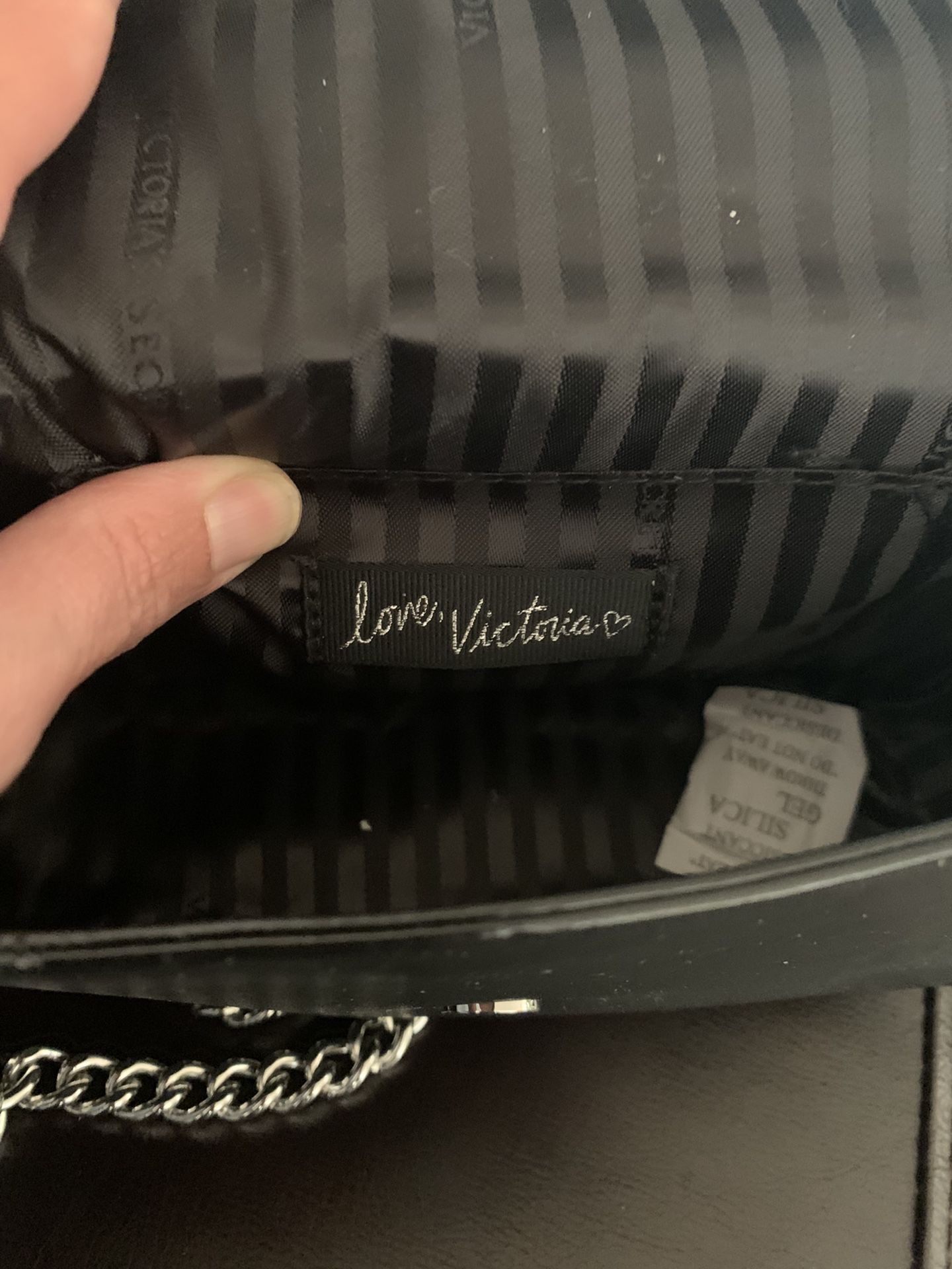 Rare Victoria's Secret Crossbody Bag for Sale in Tucson, AZ - OfferUp