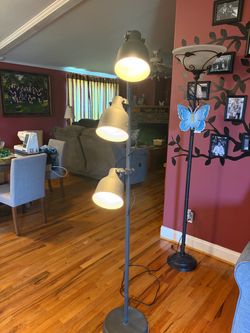 3-Head Adjustable Floor Lamp