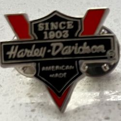 Harley Davidson logo pin