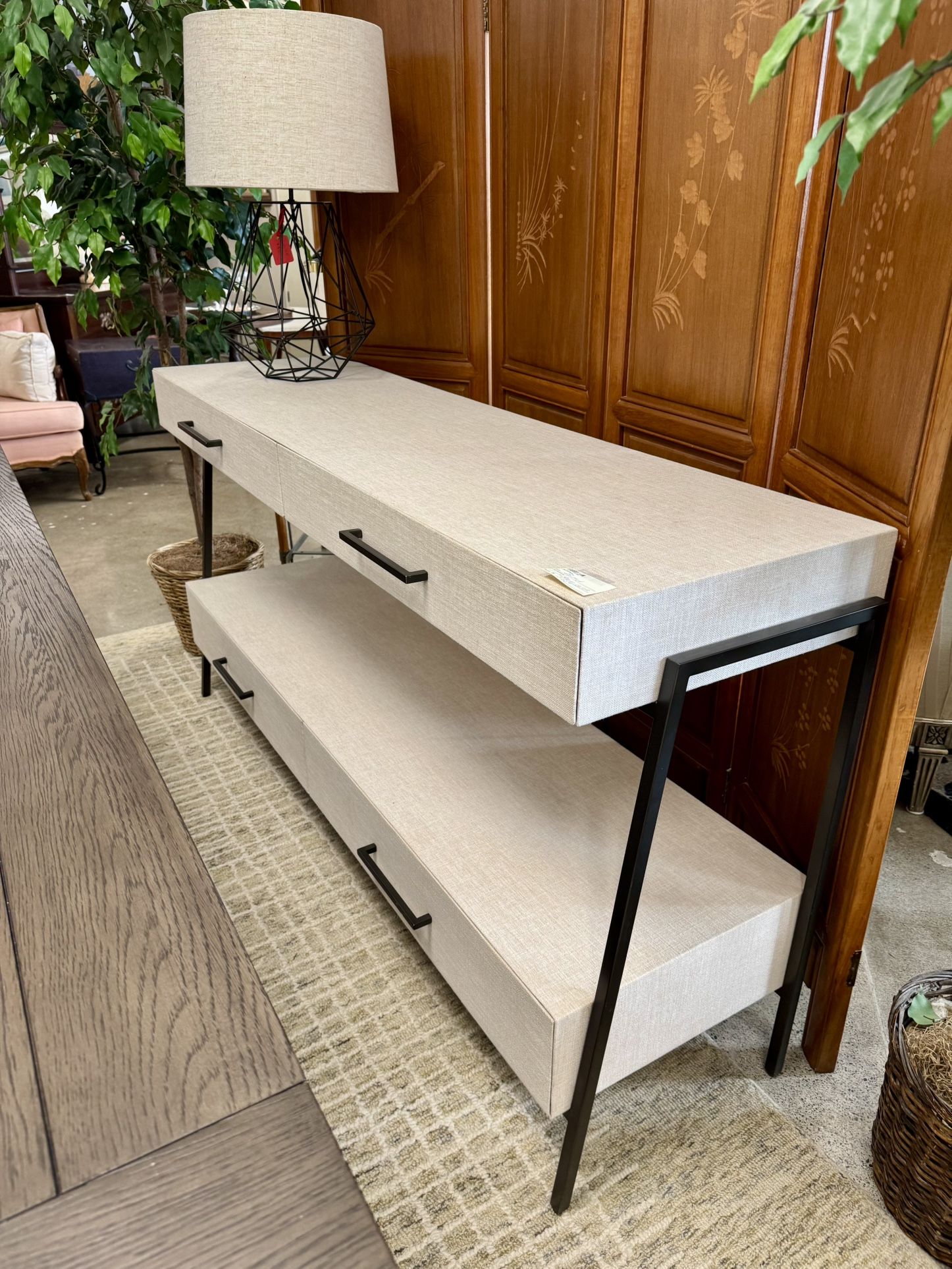 Modern Linen Console / Buffet Table for Sale in Federal Way, WA - OfferUp