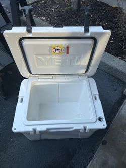 Yeti Tundra Cooler