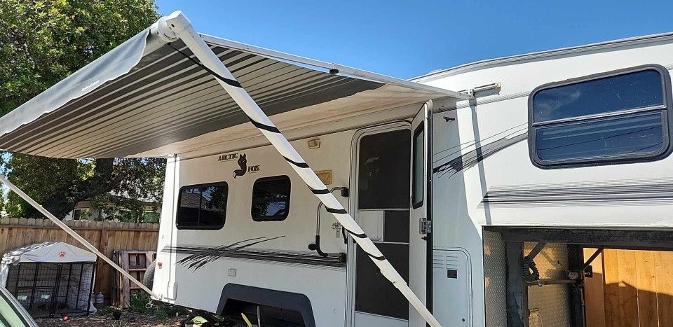 2003 Arctic Fox 5th Wheel Rv