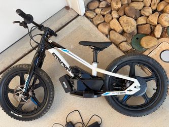 STACYC 18 eDrive Electric Balance Bike