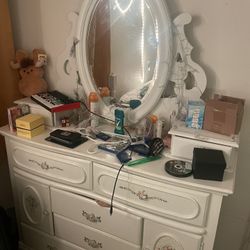 White Dresser With Mirror 