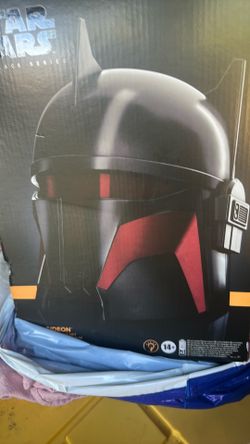Star Wars, the Mandalorian helmet