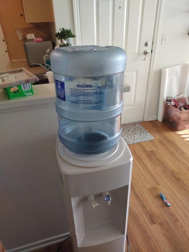 Water Dispenser