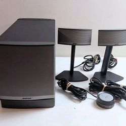 Bose Companion 5 Multimedia Speaker System 