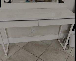 White Gloss Desk