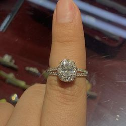14k White Gold Diamond Ring 