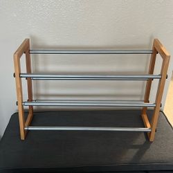 Sturdy Expandable Shoe Rack (holds large shoes!) 