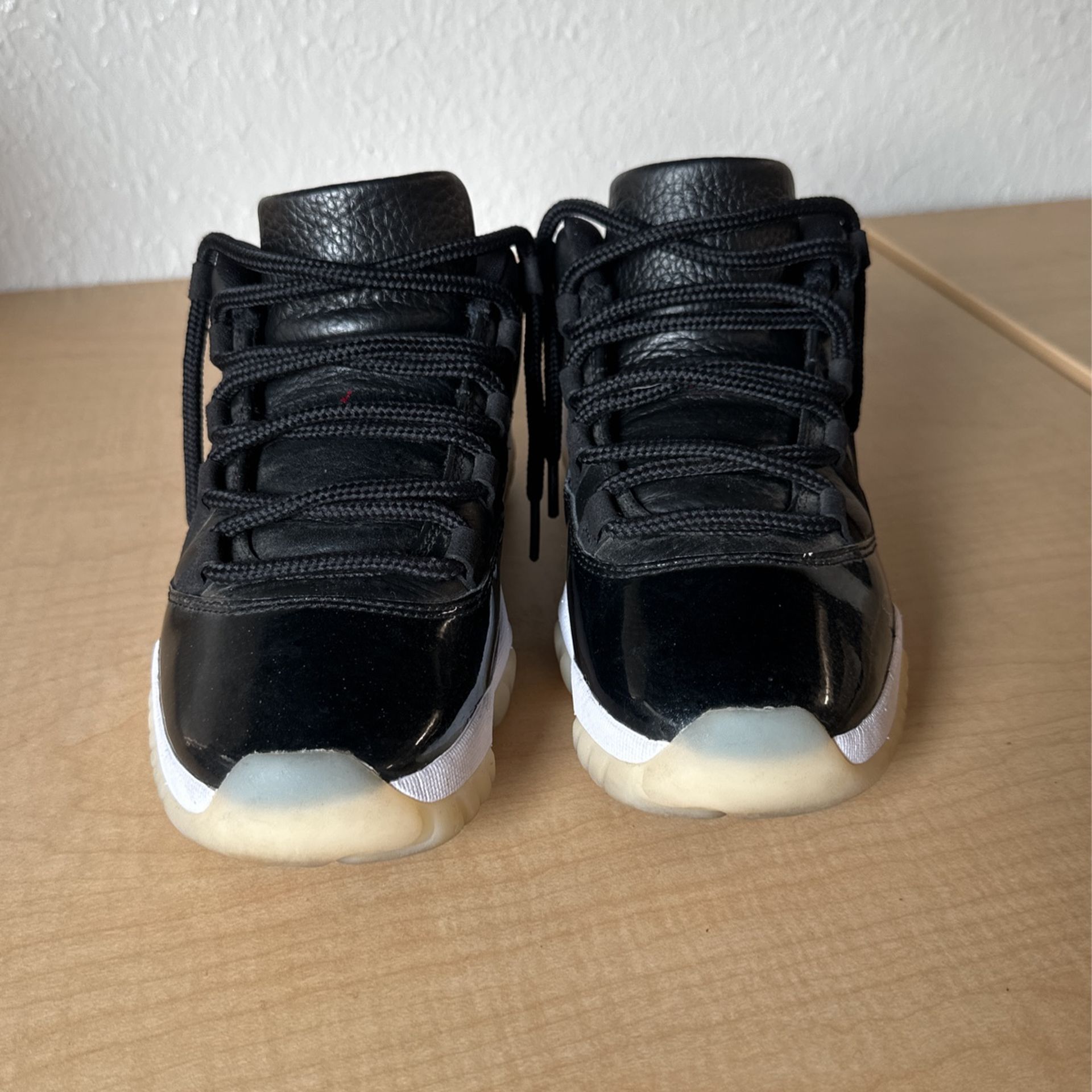 Air Jordan 11 Retro Low ‘72-10’