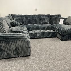 Dark Gray Sectional W/ Pullout Sleeper & Storage Chaise/ $10 EZ Down Payment Options