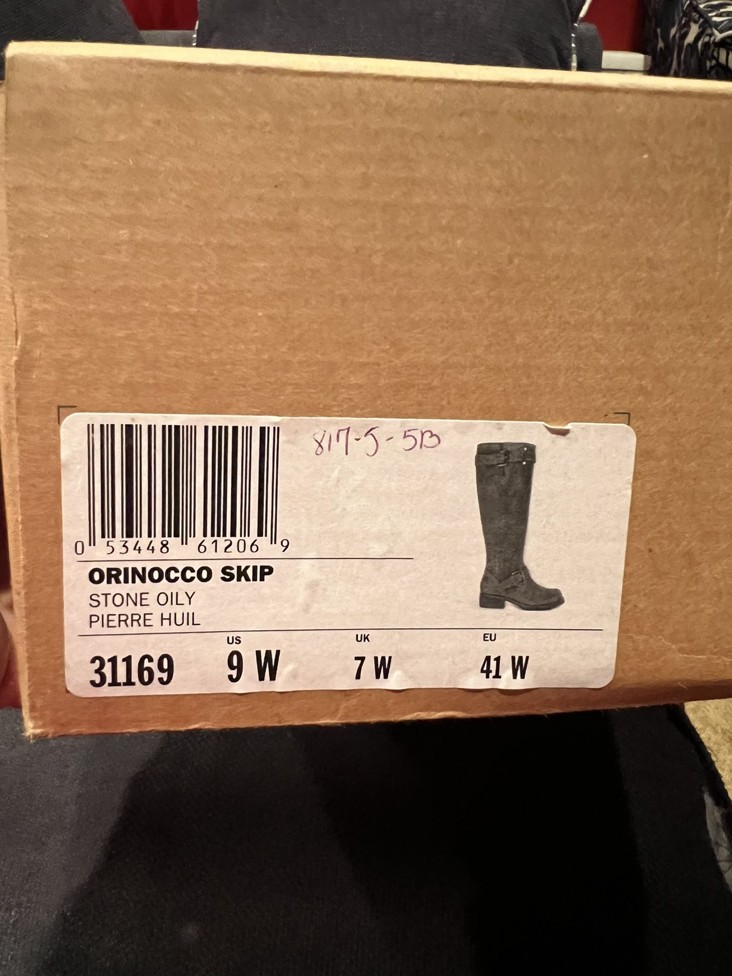 Woman’s Leather Boots  Shoes