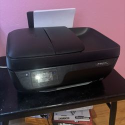 Printer Includes Ink & Paper 