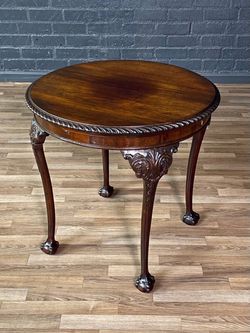 English Chippendale Style Mahogany Round Side Table w/ Ball & Claw Feet, c.1920's - Delivery Available