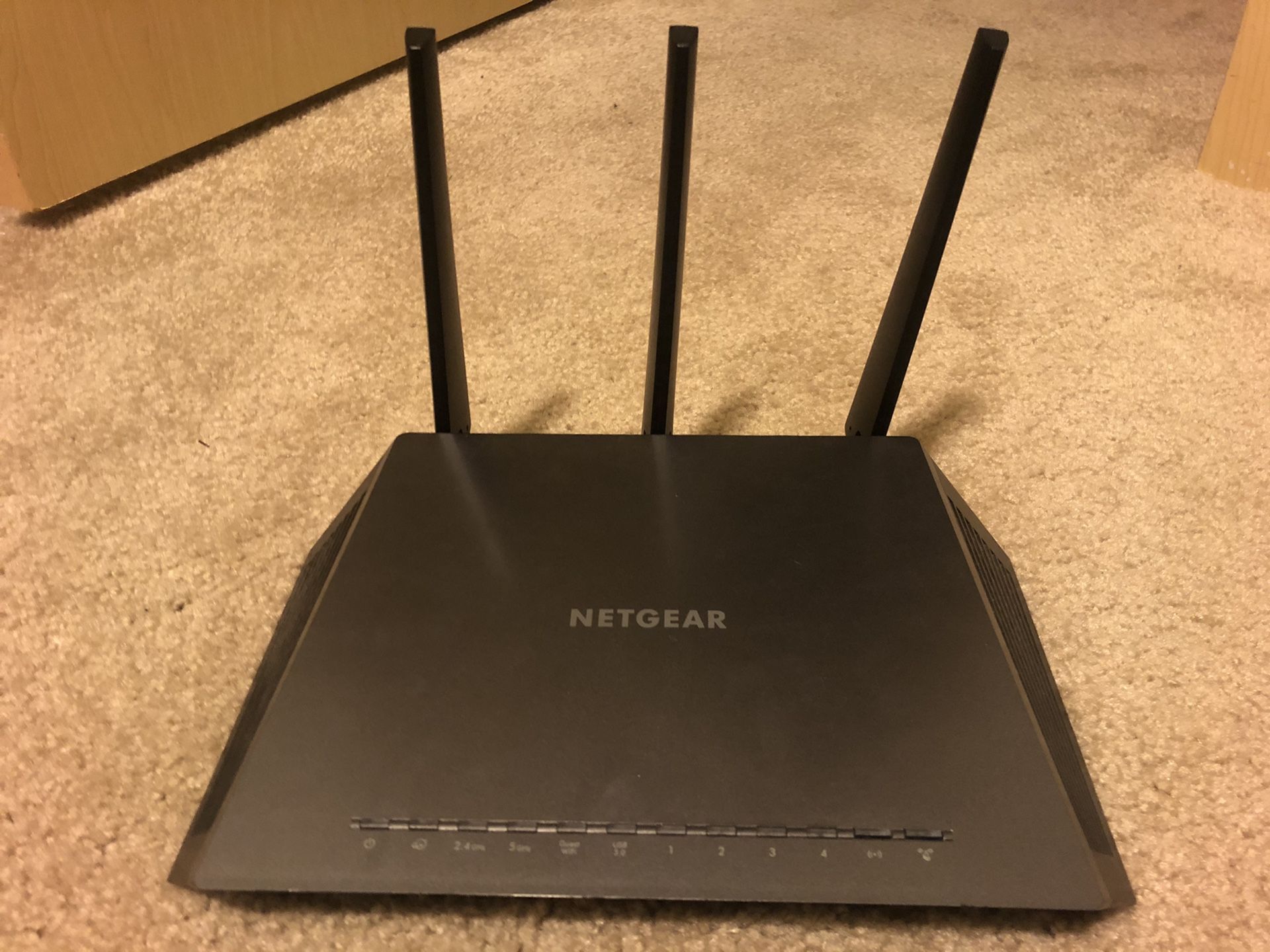 Netgear AC1750 router