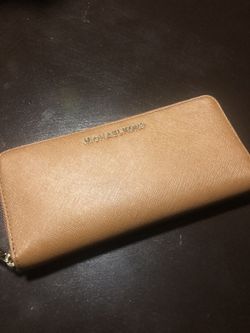 Michael Kors wallet