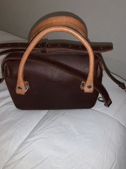   LOVE 41  REAL LEATHER