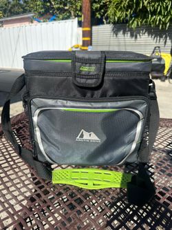 Arctic Zone Zipperless Cooler Bag