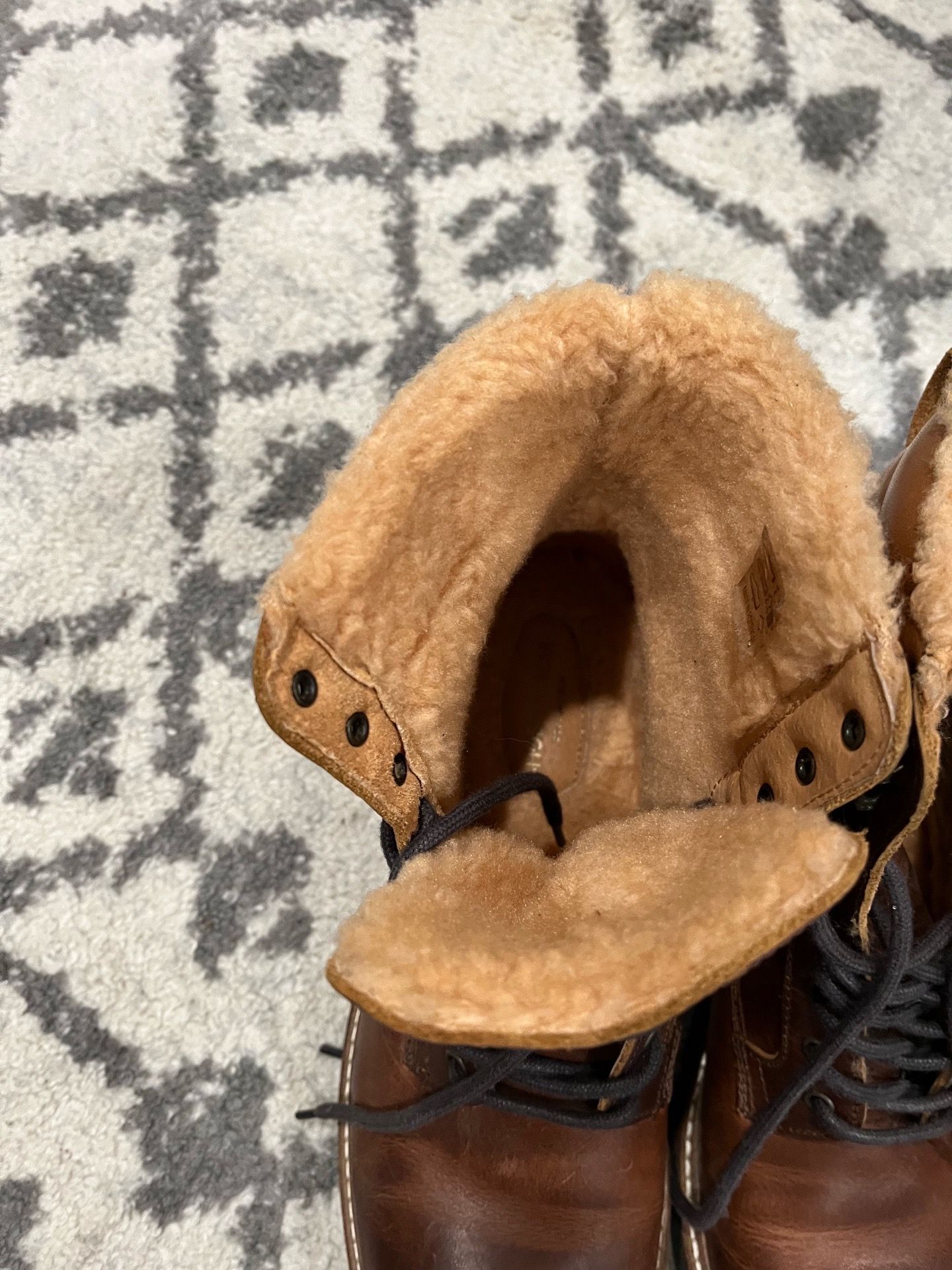 Men’s boots size 11