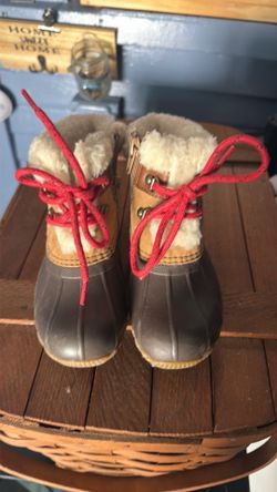Sperry toddler size 9 boots