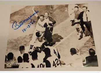 Baseball players autograph photos