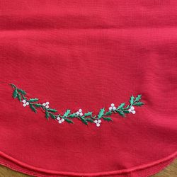 HOLIDAY TABLE RUNNERS 