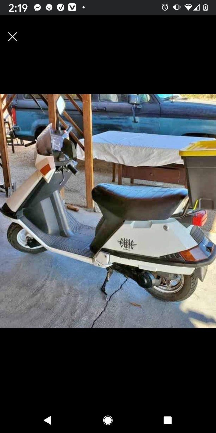 Photo 1996 Honda Elite Scooter