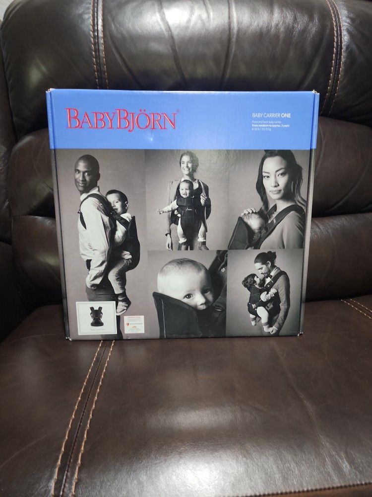 Baby Bjorn - Baby Carrier One
