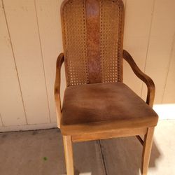 Hyundai Furniture Industries Arm Chairs