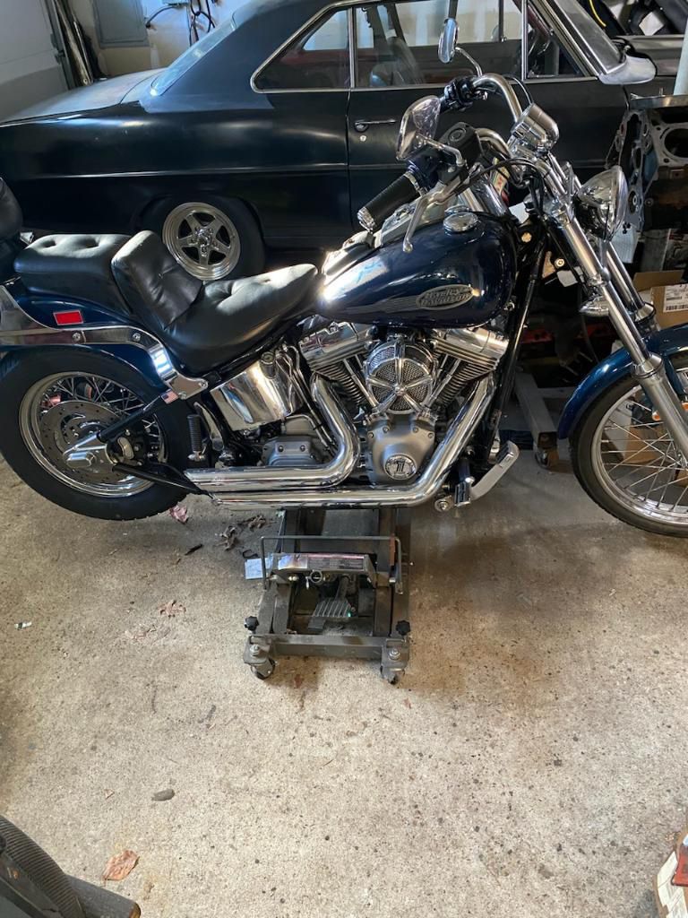 2000 Harley Davidson FXST Softail motorcycle 