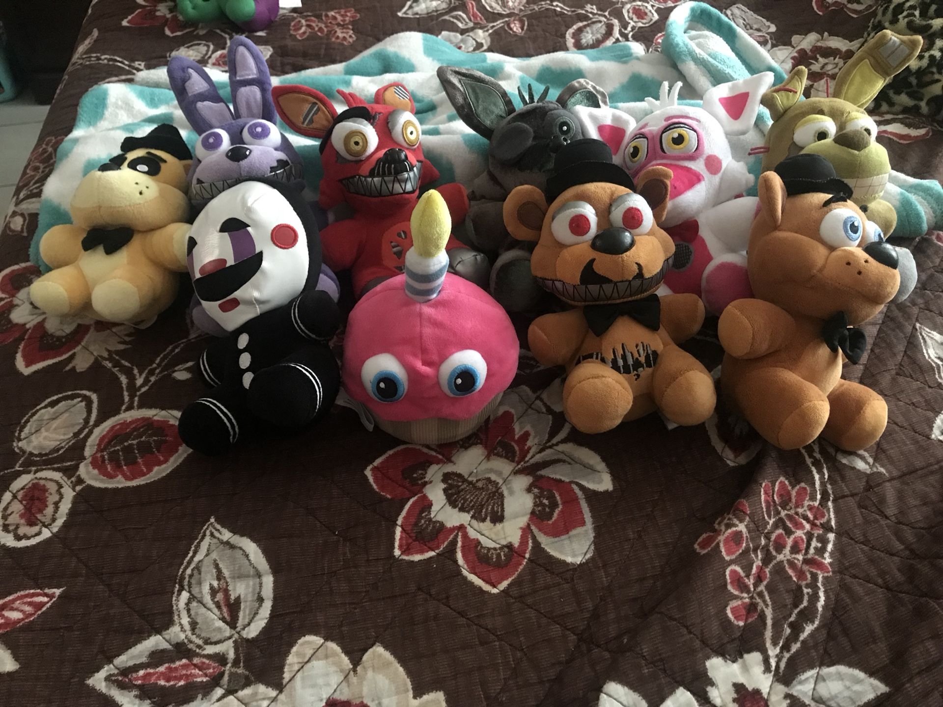 Fnaf Plush/Bonnie/Small Bag In The Back for Sale in Wappingers Fl, NY -  OfferUp