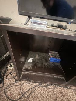 Entertainment center