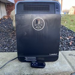 Lasko Digital 18-Inch 1500-Watt Whole Room Ceramic Electric Heater with Remote Control