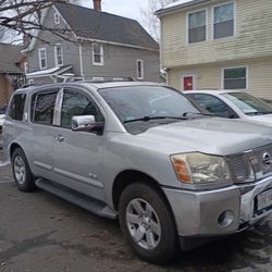 2005 Nissan Armada