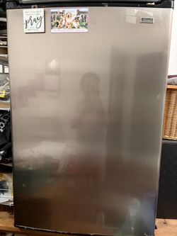 Small refrigerator
