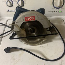 RYOBI circular saw 