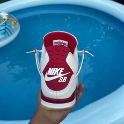 Jordan 4