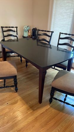 Black Granite Dining Room Table with 4 chairs