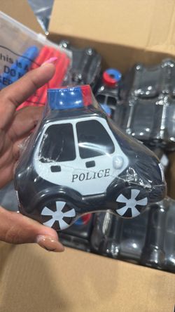 Police academy grad favors