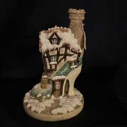 Shoemaker’s dream, the crooked boot. By Jon Herbert
