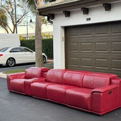 Electric Recliner Sectional Couch/Sofa - Leather - LIKE NEW - Delivery Available 🚛