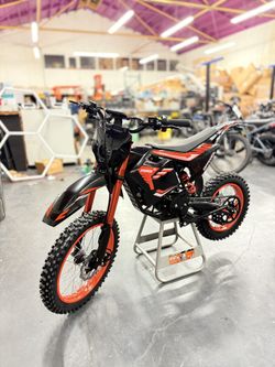 New Electric Dirt Bike With Turn Signals 5KW Motor, 60v - Easy Payment Plans