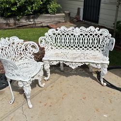 CAST IRON FULL SIZE SETTEE
