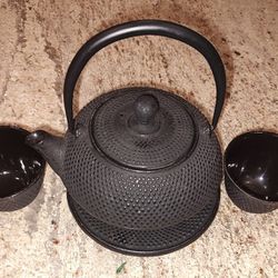 Cast Iron Teapot Set